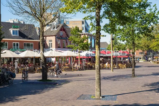 Taxi van Emmen naar Schiphol Airport