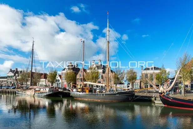 Taxi van Harlingen naar Schiphol Airport