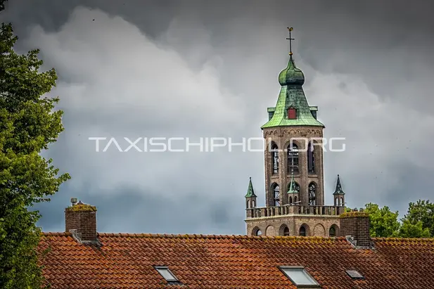 Taxi van Huissen naar Schiphol Airport