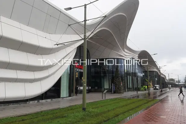 Taxi van Leidschendam naar Schiphol Airport