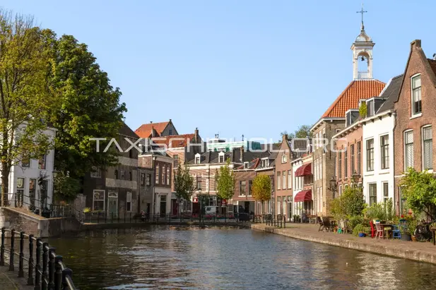 Taxi van Schiedam naar Schiphol Airport