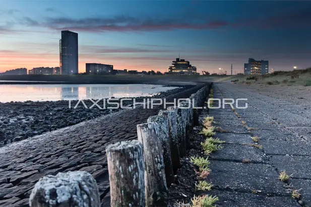 Taxi van Terneuzen naar Schiphol Airport