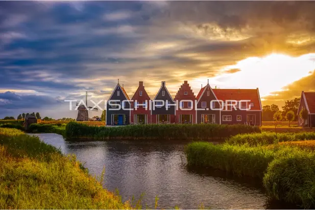 Taxi van Volendam naar Schiphol Airport