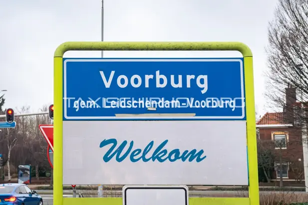 Taxi van Voorburg naar Schiphol Airport